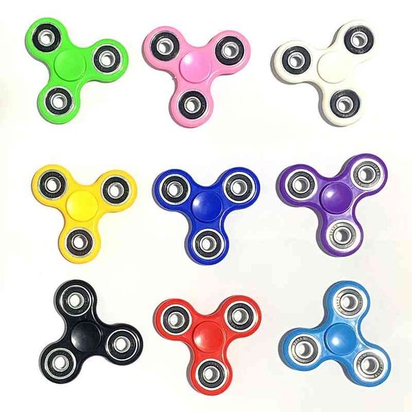 production of electroplated three leaf bracket electrophoresis metal finger toys with holes
production of electroplated three leaf bracket electrophoresis metal finger toys with holes