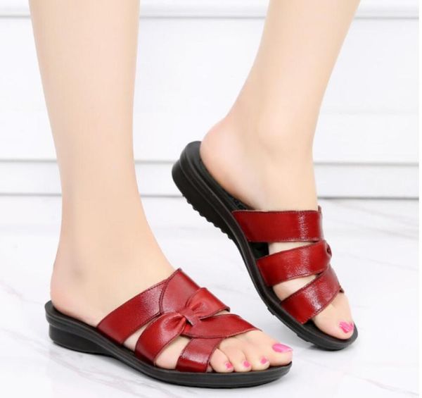 slippers genuine leather open toe female woman flip flops summer shoes slip-on med heel wedges slides sandals women 2021 chinelo, Black
slippers genuine leather open toe female woman flip flops summer shoes slip-on med heel wedges slides sandals women 2021 chinelo, Black