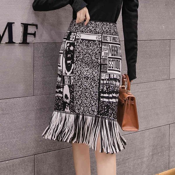 for women of vintage printing plaid braid knitting winter lady fashion at knee height sweater skirt va53, Black
for women of vintage printing plaid braid knitting winter lady fashion at knee height sweater skirt va53, Black