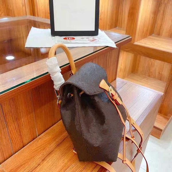 2021 luxury women purses handbags fashion designers backpacks school bags shoulder bag classic student embossed flowers l21011102
2021 luxury women purses handbags fashion designers backpacks school bags shoulder bag classic student embossed flowers l21011102