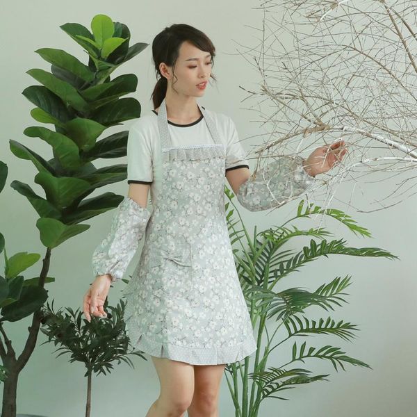 apron household kitchen anti-fouling oil-proof female fashion korean style cute japanese waist cooking custom aprons
apron household kitchen anti-fouling oil-proof female fashion korean style cute japanese waist cooking custom aprons