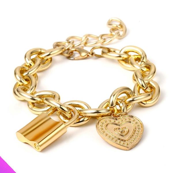 charm bracelets wholesale 5 lock chain bracelet alloy fashion romantic lady girl jewelry gift 2021 summer 2 colors, Golden;silver
charm bracelets wholesale 5 lock chain bracelet alloy fashion romantic lady girl jewelry gift 2021 summer 2 colors, Golden;silver