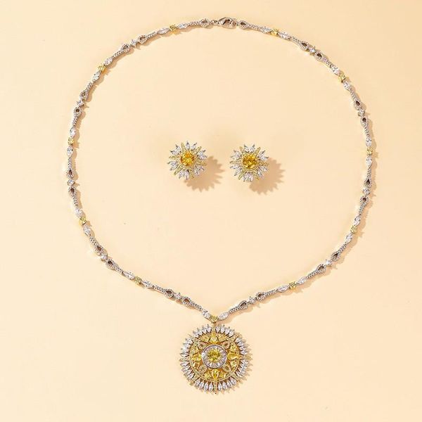 pendant necklaces high fashion luxury sunflower full dress necklace women party wedding clean crystal gorgeous chain fine jewelry c85, Silver
pendant necklaces high fashion luxury sunflower full dress necklace women party wedding clean crystal gorgeous chain fine jewelry c85, Silver