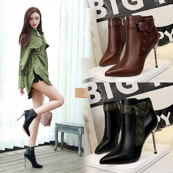 dress shoes knight boots thin heel super high nightclub slim low barrel solid color belt buckle short, Black
dress shoes knight boots thin heel super high nightclub slim low barrel solid color belt buckle short, Black