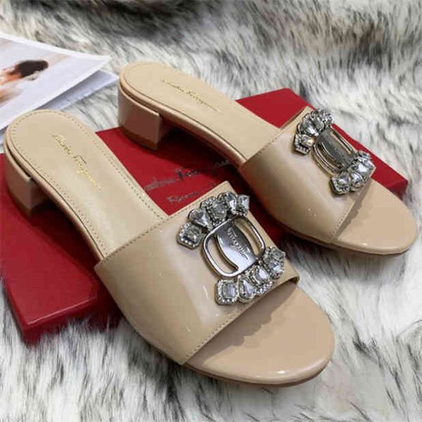 luxury italy designer brand slippers super great quality with full package for women gift present lady birthday wedding sandals shoes heels, Black
luxury italy designer brand slippers super great quality with full package for women gift present lady birthday wedding sandals shoes heels, Black
