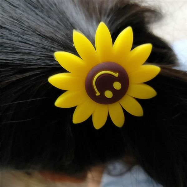 small daisy korean version of the lovely fresh flower hair ring accessories, Slivery;white
small daisy korean version of the lovely fresh flower hair ring accessories, Slivery;white