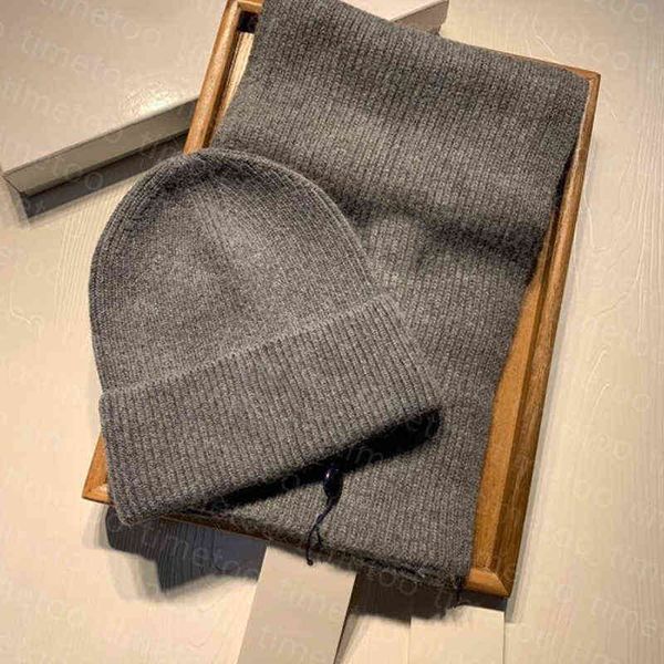 2sk4 2021 new designer scarf hat set mens womens winter warm beanie and scarves sets 6 colors optional exquisite gift box, Blue;gray
2sk4 2021 new designer scarf hat set mens womens winter warm beanie and scarves sets 6 colors optional exquisite gift box, Blue;gray