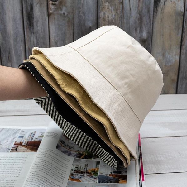 beanie/skull caps double-sided striped fisherman hat female summer short-brimmed basin korean version of wild sunscreen small brimmed, Blue;gray
beanie/skull caps double-sided striped fisherman hat female summer short-brimmed basin korean version of wild sunscreen small brimmed, Blue;gray