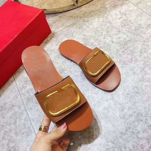 summer slippers classic v slipper sandals womens designer flat stud buckle leather home sizes 35-40, Black
summer slippers classic v slipper sandals womens designer flat stud buckle leather home sizes 35-40, Black
