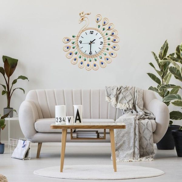 wall clocks peacock shape clock creative european-style high-end iron fashion bedroom decor relógio de parede
wall clocks peacock shape clock creative european-style high-end iron fashion bedroom decor relógio de parede