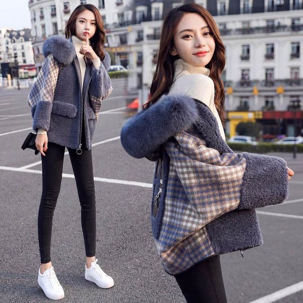 women's wool & blends 2021 winter fashion lamb long sleeve short high loose coat warmth thick fur collar plaid, Black
women's wool & blends 2021 winter fashion lamb long sleeve short high loose coat warmth thick fur collar plaid, Black