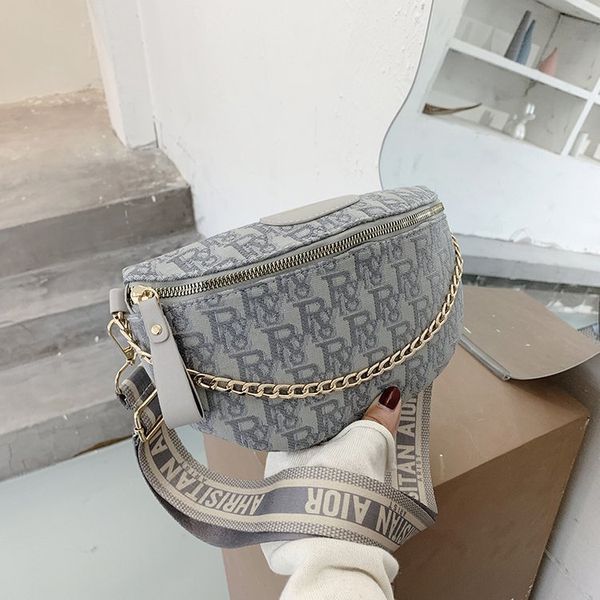 bag female new with single shoulder messenger fashion chain chest bag handbags premium
bag female new with single shoulder messenger fashion chain chest bag handbags premium