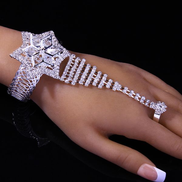 cross-border jewelry high-grade modulated connectivity bracelet luxury flower zircon european and american accessories bracelets, White
cross-border jewelry high-grade modulated connectivity bracelet luxury flower zircon european and american accessories bracelets, White