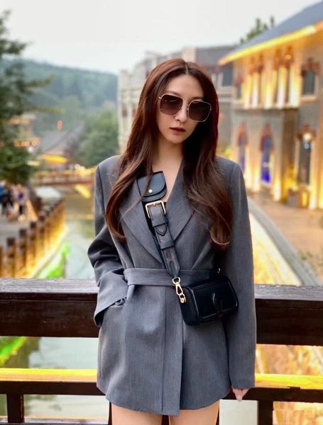 luxury designer handbag officier leather shoulder bags ladies fashion messenger bag with zipper pocket inside m69841
luxury designer handbag officier leather shoulder bags ladies fashion messenger bag with zipper pocket inside m69841