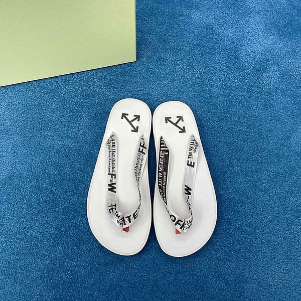 2021 men beach slippers summer fashion trend men flip flops leather slippers men shoes breathable flat slippers 8 colors size 38-45, Black
2021 men beach slippers summer fashion trend men flip flops leather slippers men shoes breathable flat slippers 8 colors size 38-45, Black