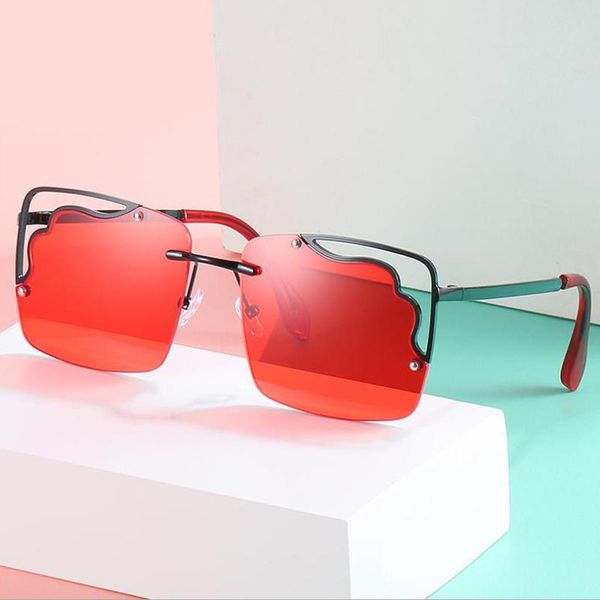 red clear shades glasses square sunglasses women 2021 metal dunglasses ladies oversized lady eyewear uv400, White;black
red clear shades glasses square sunglasses women 2021 metal dunglasses ladies oversized lady eyewear uv400, White;black