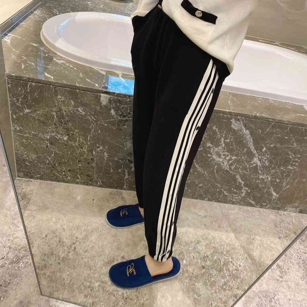 side white 2021 spring and summer new hemp ice silk knitted leggings wide leg casual women's trousers, White;black
side white 2021 spring and summer new hemp ice silk knitted leggings wide leg casual women's trousers, White;black
