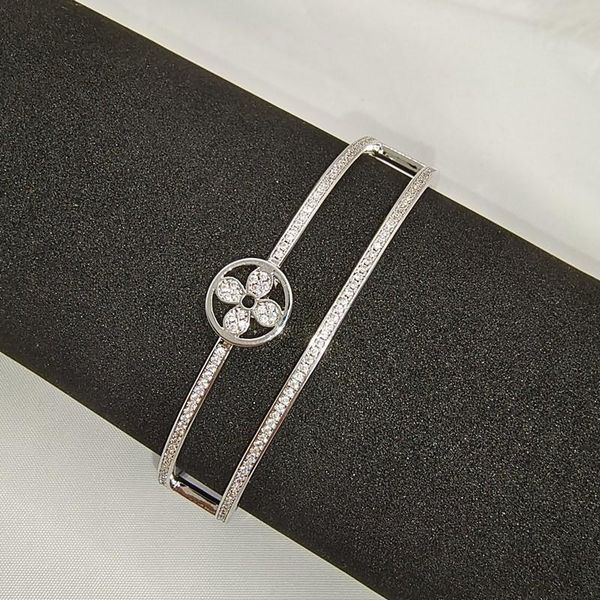 bangle fashion classic clover bangles for women silver color rhinestone zirconia bracelet cuff simple trendy jewelry zk30, Black
bangle fashion classic clover bangles for women silver color rhinestone zirconia bracelet cuff simple trendy jewelry zk30, Black