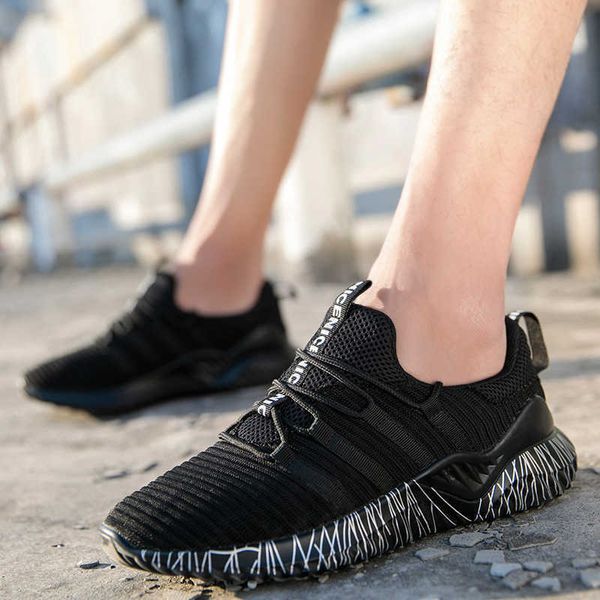 men running shoes men's and women's same spring low pure color textile category black mesh round head flat heel sports traniers sn
men running shoes men's and women's same spring low pure color textile category black mesh round head flat heel sports traniers sn