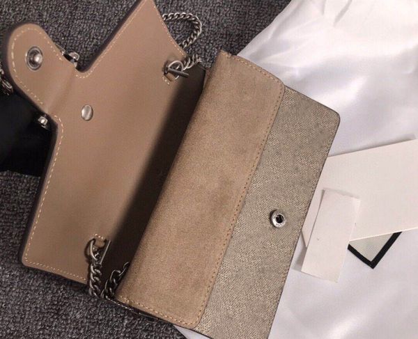 2021 Mini Fashion Genuine Leather Women Shoulder Bag Letter Handbags Change Wallets Classic Womens Crossbody Evening Bags Fanny Pack
2021 Mini Fashion Genuine Leather Women Shoulder Bag Letter Handbags Change Wallets Classic Womens Crossbody Evening Bags Fanny Pack