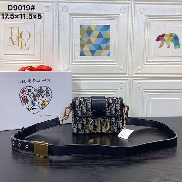 louis vutton bagdiocesan dlor autumn new montaigne one shoulder portable slant cross small fashion net red versatile women's bag trendf
louis vutton bagdiocesan dlor autumn new montaigne one shoulder portable slant cross small fashion net red versatile women's bag trendf