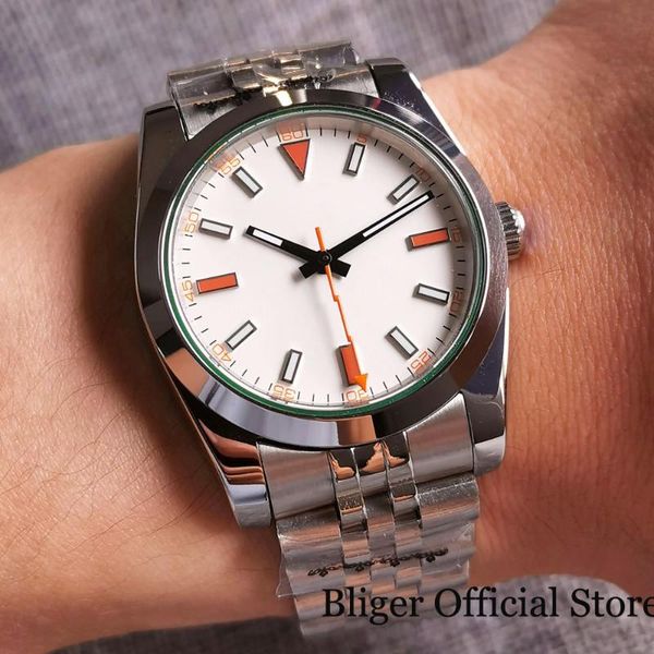wristwatches 36mm white japan miyota 8215 flash hand men watch automatic polish bezel green gasket sapphire glass, Slivery;brown
wristwatches 36mm white japan miyota 8215 flash hand men watch automatic polish bezel green gasket sapphire glass, Slivery;brown