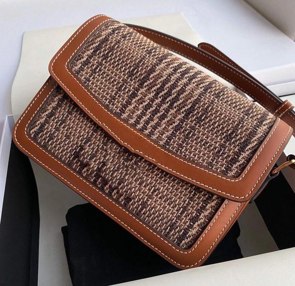 fashion luxury shoulder bags handbags material classic floral designs designer triomphe metal button free
fashion luxury shoulder bags handbags material classic floral designs designer triomphe metal button free