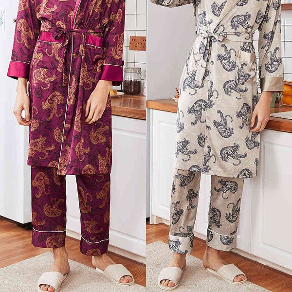 yaoting ice silk pajamas men's spring and summer single pants pajamas home wear ck1035, Black;red
yaoting ice silk pajamas men's spring and summer single pants pajamas home wear ck1035, Black;red