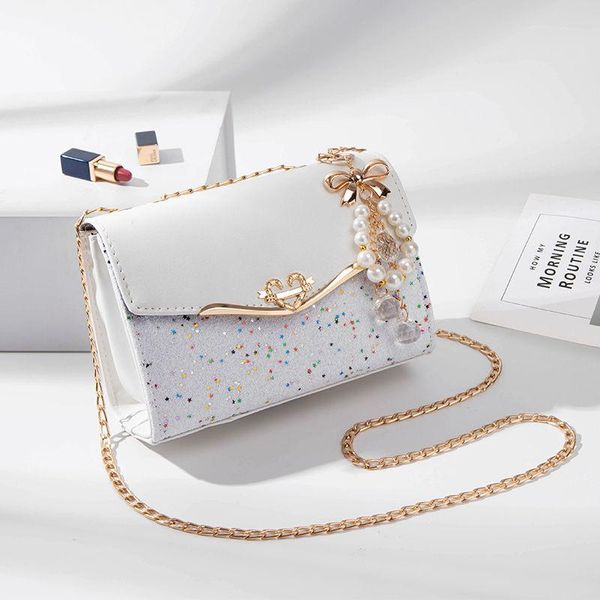 evening bags 2021 sequin chain glitter woman pearls hangings flap lady handbags luxury wedding purses for bride cross body stylish
evening bags 2021 sequin chain glitter woman pearls hangings flap lady handbags luxury wedding purses for bride cross body stylish