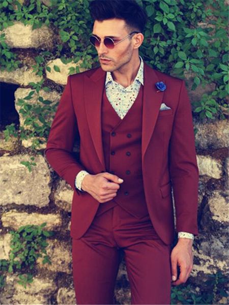 men's suits & blazers veiai elegant male suit 3 piece groom's business ensemble wears lapel tux (jacket + vest pants) suits, White;black
men's suits & blazers veiai elegant male suit 3 piece groom's business ensemble wears lapel tux (jacket + vest pants) suits, White;black