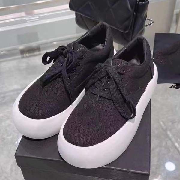 womens canvas casual shoes fashion platform lace-up walking outdoor sports sneakersclassic black white skateboard shoe size 35-40with box
womens canvas casual shoes fashion platform lace-up walking outdoor sports sneakersclassic black white skateboard shoe size 35-40with box