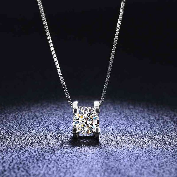 925 sterling silver brand original design vvs1 d color moissanite pendant necklace wedding jewelry for women
925 sterling silver brand original design vvs1 d color moissanite pendant necklace wedding jewelry for women