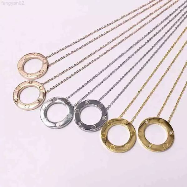 pendant jewelry necklace female classic circle shape titanium fashion aurum silver rose gold trend versatile couple no box
pendant jewelry necklace female classic circle shape titanium fashion aurum silver rose gold trend versatile couple no box