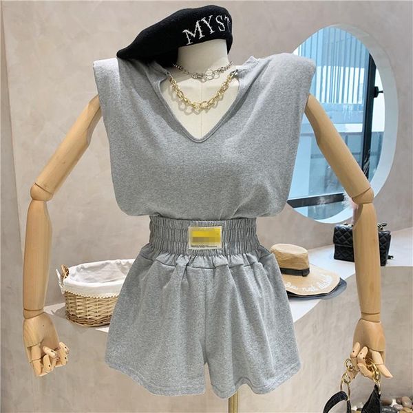 women's tracksuits clothing 2021 summer sleeveless t-shirt high waist shorts pants leisure two piece set, Gray
women's tracksuits clothing 2021 summer sleeveless t-shirt high waist shorts pants leisure two piece set, Gray