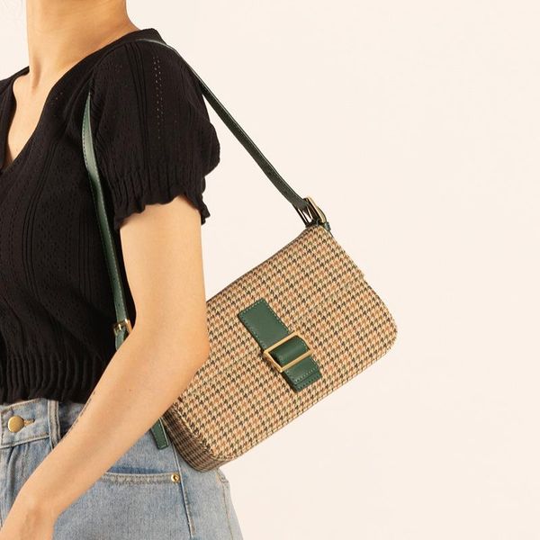 evening bags 2021 female bag fashion brand shoulder underarm simple retro baguette purses and handbags designer
evening bags 2021 female bag fashion brand shoulder underarm simple retro baguette purses and handbags designer