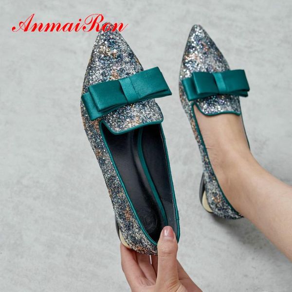 dress shoes anmairon 2021 sequined cloth pointed toe slip-on square high heel casual basic luxury women butterfly-knot pumps 34-42, Black
dress shoes anmairon 2021 sequined cloth pointed toe slip-on square high heel casual basic luxury women butterfly-knot pumps 34-42, Black