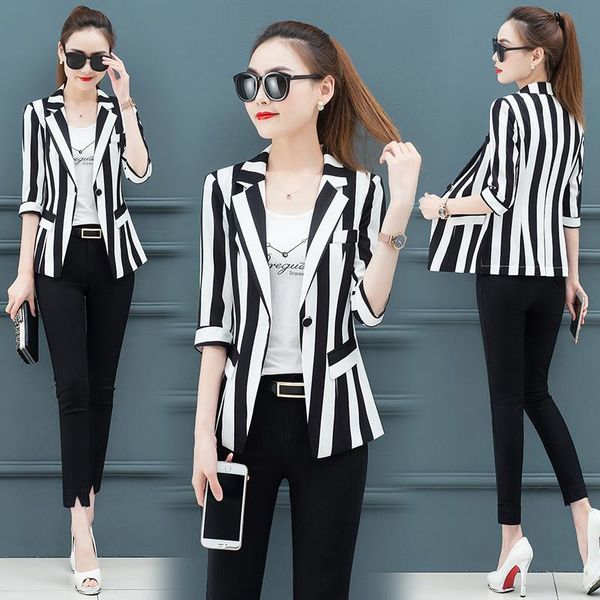 women's suits & blazers s - 4xl women slim jackets female plus size 2021 autumn black white office attire striped blazer mujer, White;black
women's suits & blazers s - 4xl women slim jackets female plus size 2021 autumn black white office attire striped blazer mujer, White;black