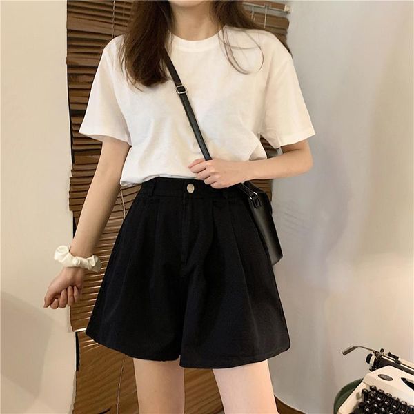 women's shorts 2021 for women summer fashion solid color bottoms high waist casual suit loose wide black white purple, White;black
women's shorts 2021 for women summer fashion solid color bottoms high waist casual suit loose wide black white purple, White;black