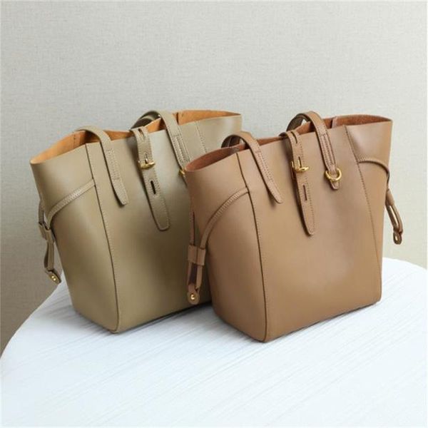 evening bags genuine leather portable style one-shoulder large-capacity all-match fashionable tote bucket female bag ba38
evening bags genuine leather portable style one-shoulder large-capacity all-match fashionable tote bucket female bag ba38
