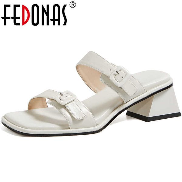 elegant metal decoration female slippers peep toe high heels sandals for girls summer casual basic shoes woman 210528, Black
elegant metal decoration female slippers peep toe high heels sandals for girls summer casual basic shoes woman 210528, Black