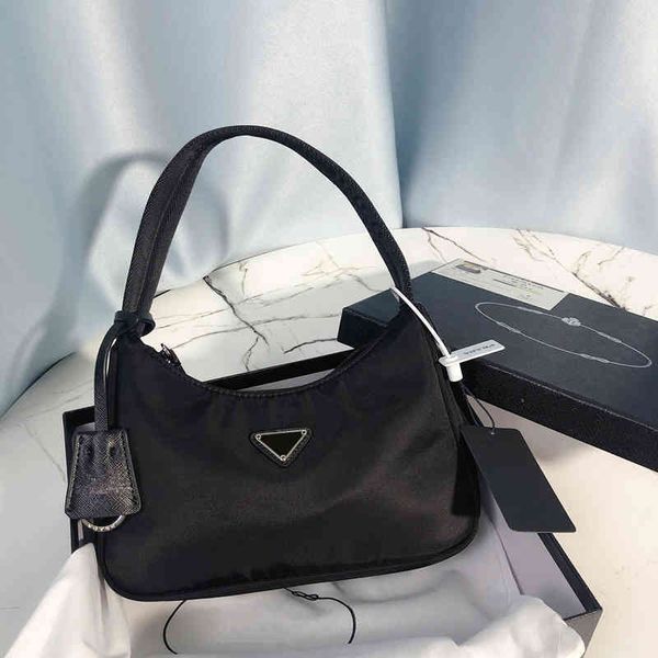 luxury designer crossbody shoulder backpack handbags tote bag bags handbags wallet purse underarm nylon cloth three one single shoulder
luxury designer crossbody shoulder backpack handbags tote bag bags handbags wallet purse underarm nylon cloth three one single shoulder