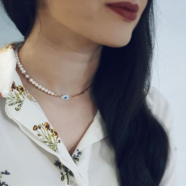 chokers classic blue eye choker necklace women temperament handmade mix imitation pearls paperclip chain for jewelry gift, Golden;silver
chokers classic blue eye choker necklace women temperament handmade mix imitation pearls paperclip chain for jewelry gift, Golden;silver