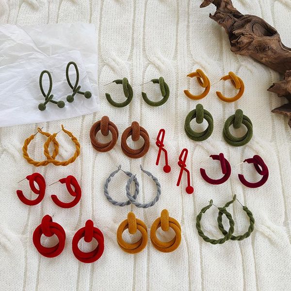 multiple red burgundy green plush velvet earrings for women 2021 round geometric hoop statement party jewelry & huggie, Golden;silver
multiple red burgundy green plush velvet earrings for women 2021 round geometric hoop statement party jewelry & huggie, Golden;silver