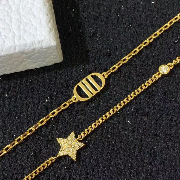 bracelets designers luxurys jewelry fashion classic women chain bracelet to give a lover charming and temperament boutique jewelry nice good, Black
bracelets designers luxurys jewelry fashion classic women chain bracelet to give a lover charming and temperament boutique jewelry nice good, Black