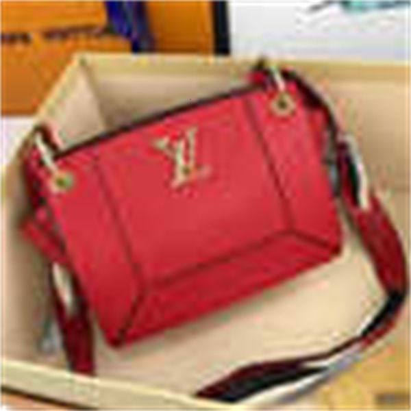 shoulder brand designer bag luxury 0gru m55116 cross presbyopia leather totes messenger messenger bag bags handbags iconic body handles
shoulder brand designer bag luxury 0gru m55116 cross presbyopia leather totes messenger messenger bag bags handbags iconic body handles