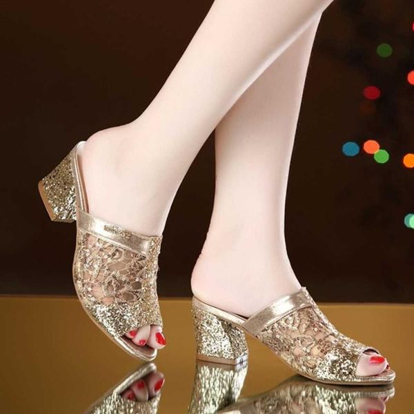 style gauze net fish mouth thick heel slippers women's shoes summer fashion versatile sandals, Black
style gauze net fish mouth thick heel slippers women's shoes summer fashion versatile sandals, Black