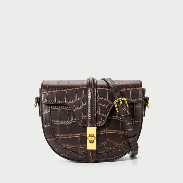 design hand niche design 2021 new fashion women's casual versatile one shoulder messenger bag saddle bag, Red;black
design hand niche design 2021 new fashion women's casual versatile one shoulder messenger bag saddle bag, Red;black