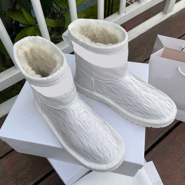 fashion sheepskin wool thick-soled ankle boot 2022 women letter embroidered snow boots luxury brand ladies winter fur booties shoes box size, Black
fashion sheepskin wool thick-soled ankle boot 2022 women letter embroidered snow boots luxury brand ladies winter fur booties shoes box size, Black