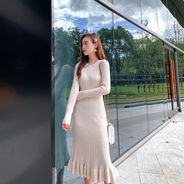 casual dresses 2021 autumn winter thick mermaid maxi sweater dress women o-neck long elegant female a-line slim knit, Black;gray
casual dresses 2021 autumn winter thick mermaid maxi sweater dress women o-neck long elegant female a-line slim knit, Black;gray