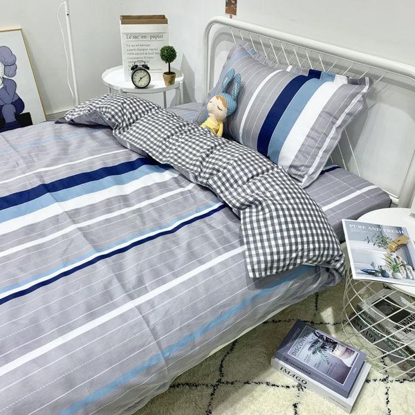 bedding sets cotton quilt cover, bed sheet, double bed, student dormitory, three-piece dormitory for boys and girls
bedding sets cotton quilt cover, bed sheet, double bed, student dormitory, three-piece dormitory for boys and girls